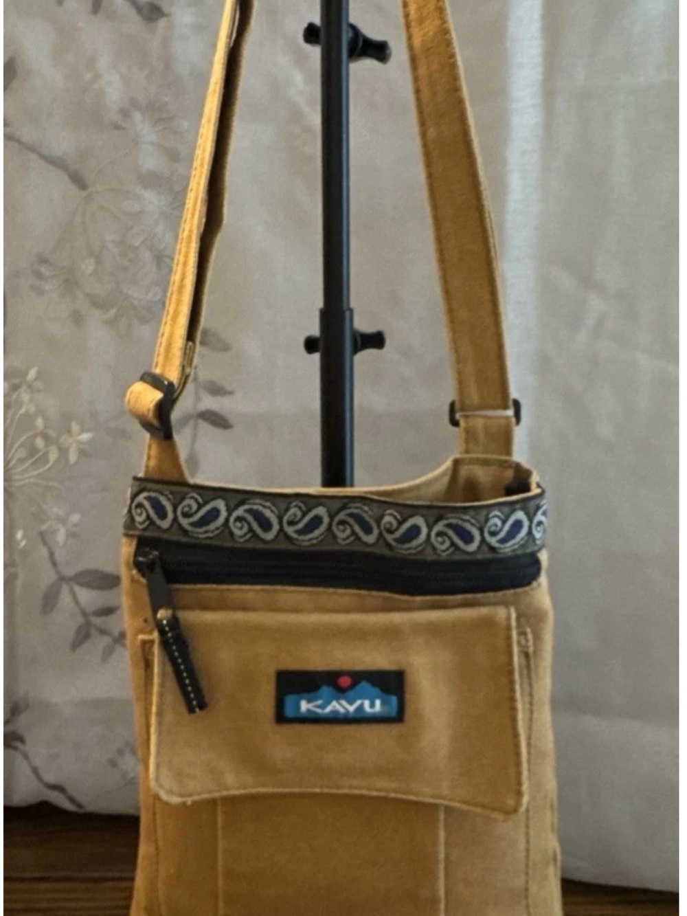 KAVU Brown Canvas Crossbody Bag - Adjustable Shoulder Strap - Outdoors, Travel